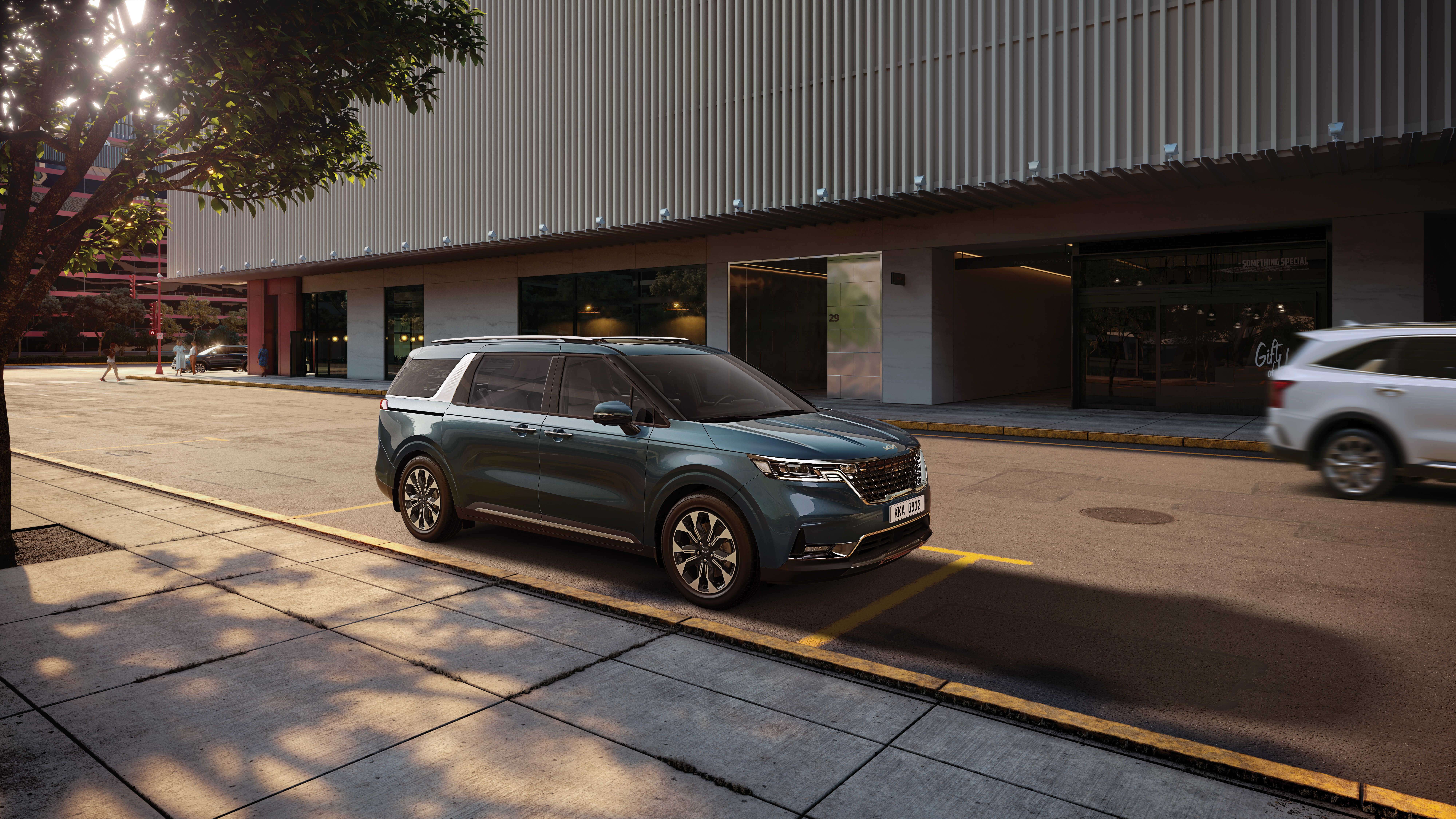 KIA CARNIVAL 13 KIA CARNIVAL ka4 22my ge lhd exterior main 04 optimized KIA CARNIVAL